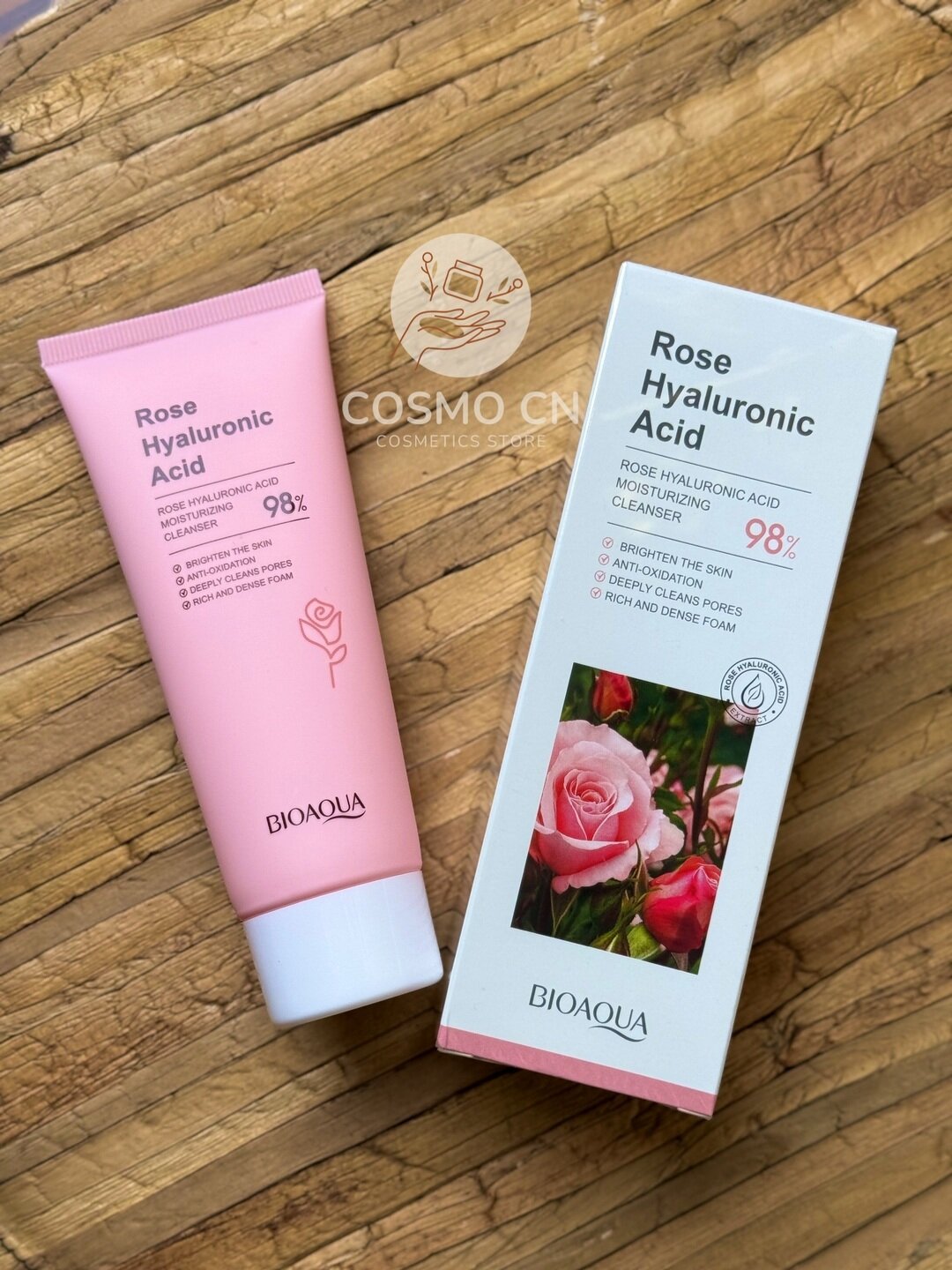 Очищающее увлажняющее средство для лица BIOAQUA, с экстрактом розы и гиалуроновой кислотой,100 гр