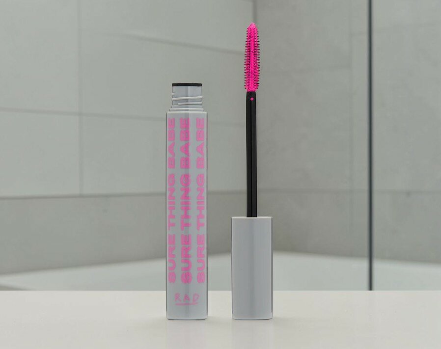 Тушь для ресниц RAD All That Juice Mascara 005 Punk Pink, разделение, удлинение, придание объема