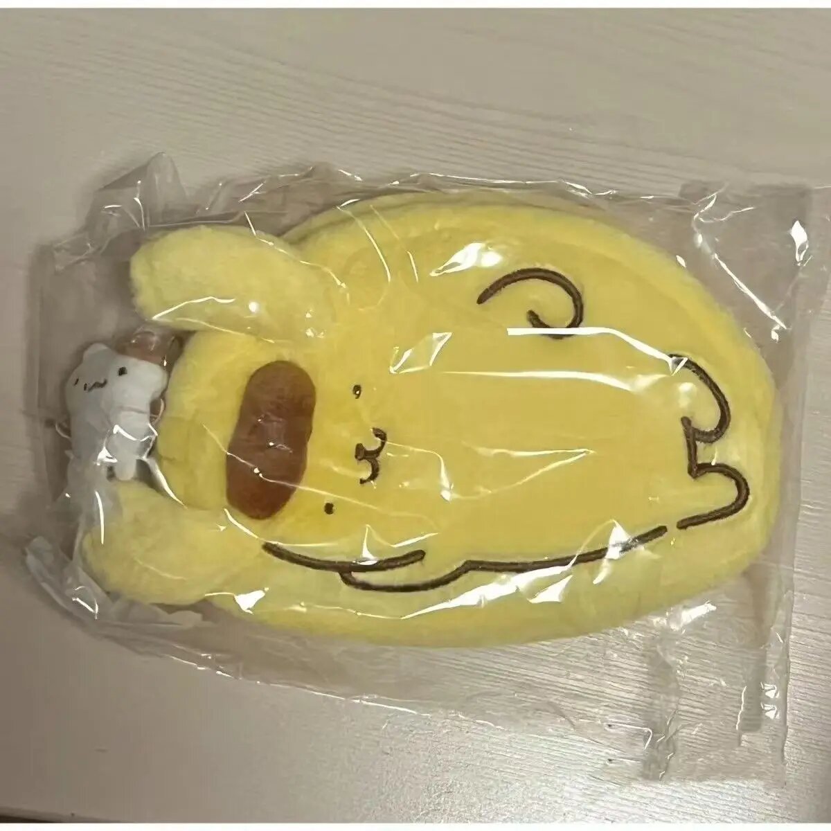 Мягкий пенал Friend Muffin Birthday MINISO