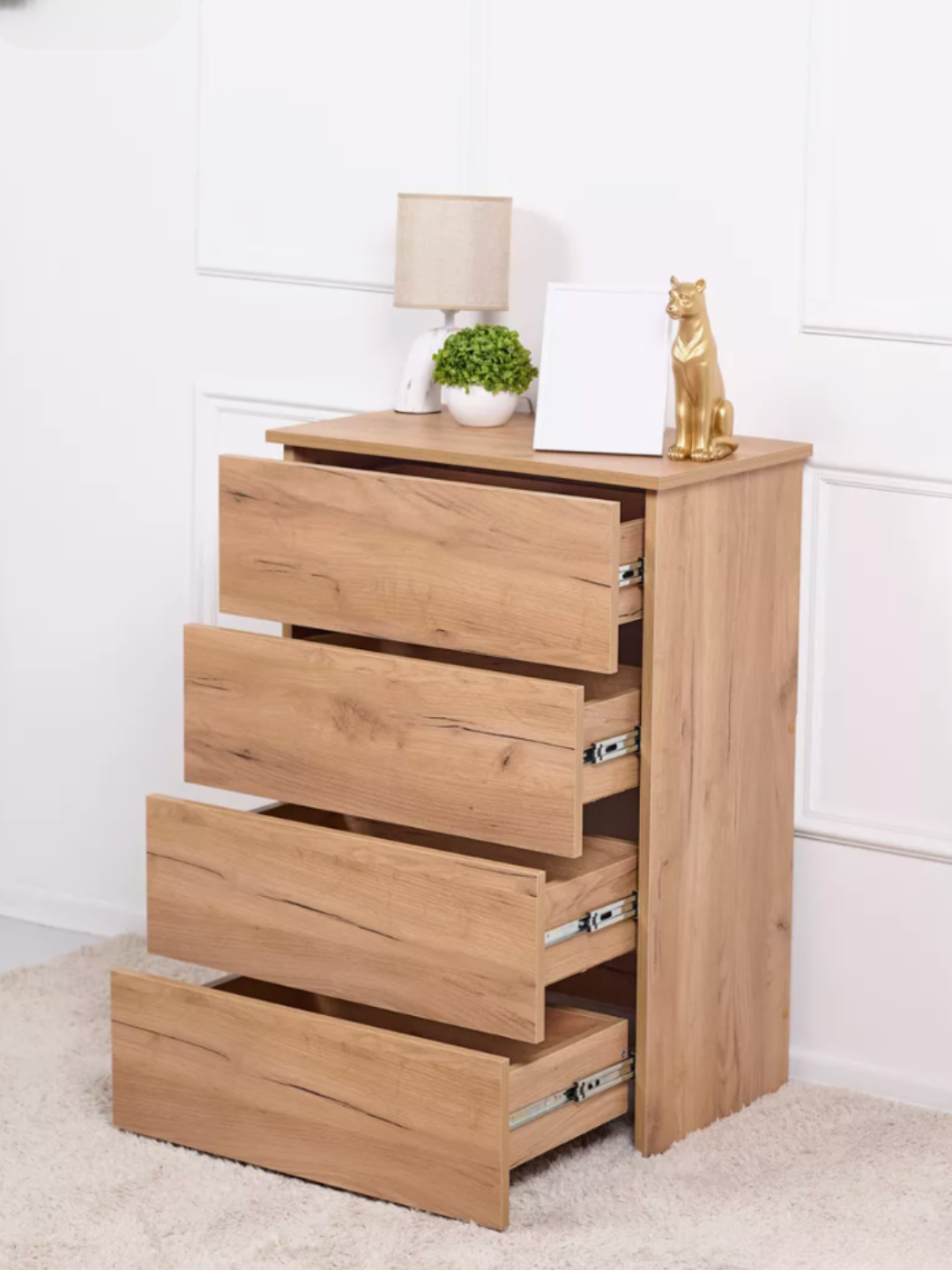 Компактный комод с четырьмя ящиками для одежды и вещей — фото 1