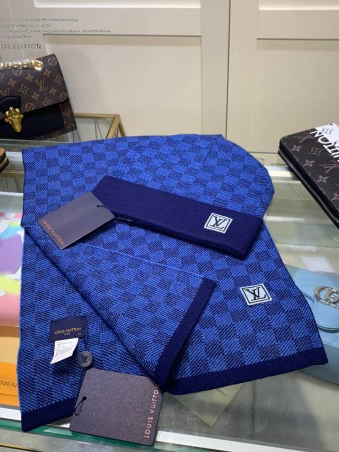 Шапка для взрослых и детей