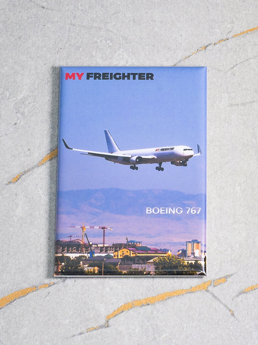 Фото магнит (авиасувенир), фото грузового самолёта Boeing 767 My Freighter, размер 8x5 см