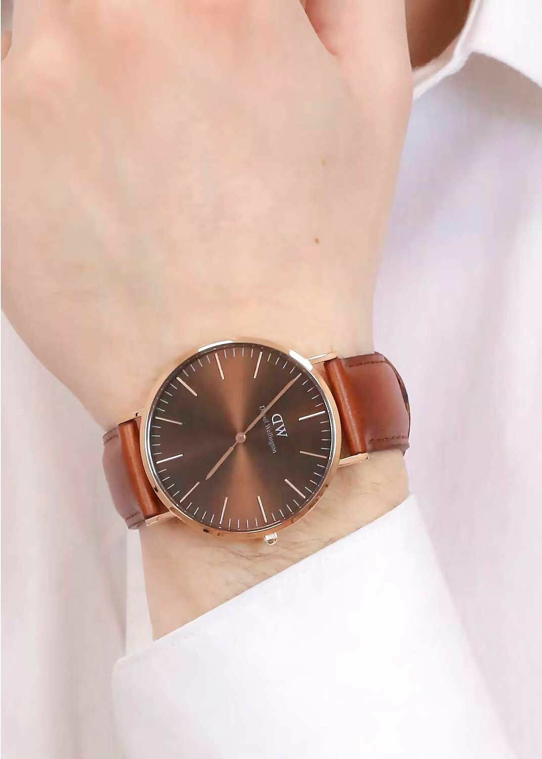 Наручные часы Daniel Wellington — фото 1