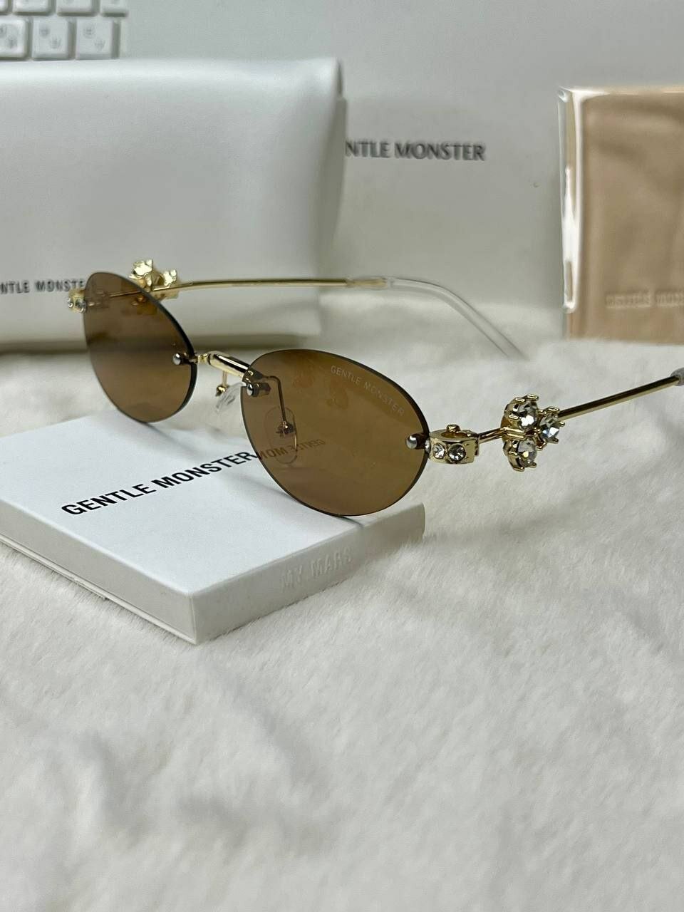 Солнцезащитные очки