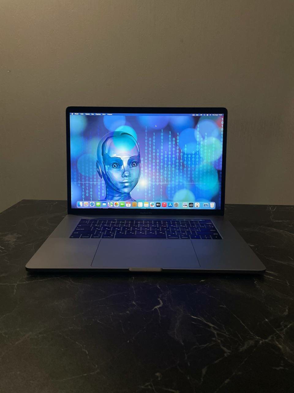 Macbook pro 15 2018 i7 16gb 256gb — купить по низкой цене на