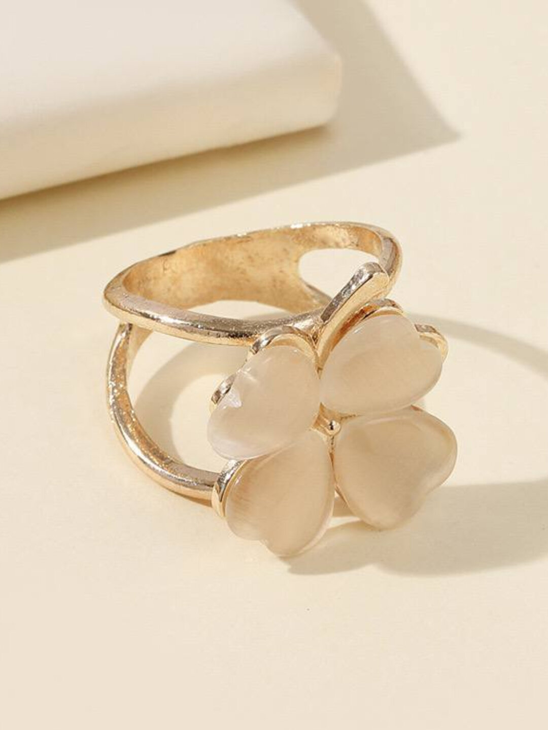 Брошь, розовый, бежевый, зеленый — фото 1