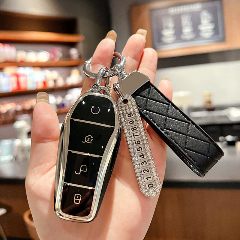BYD New Qin ТПУ чехол для ключа черный с черной алмазной лентой и серебряной номерной табличкой - премиум