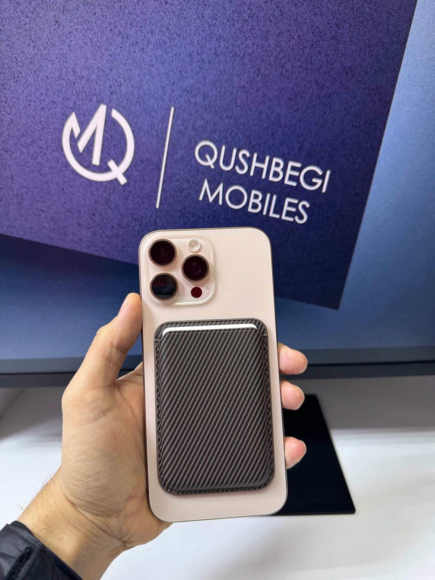 Картхолдер, для iPhone, MagSafe, Leather Wallet, магнитный, Карбон