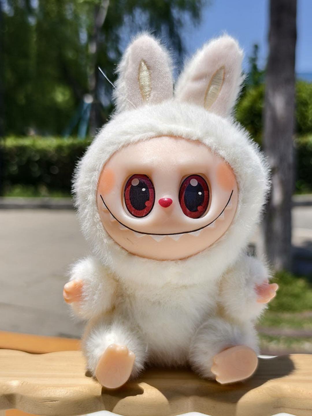 Детская игрушка Лабубу, милый и современный дизайн — фото 1