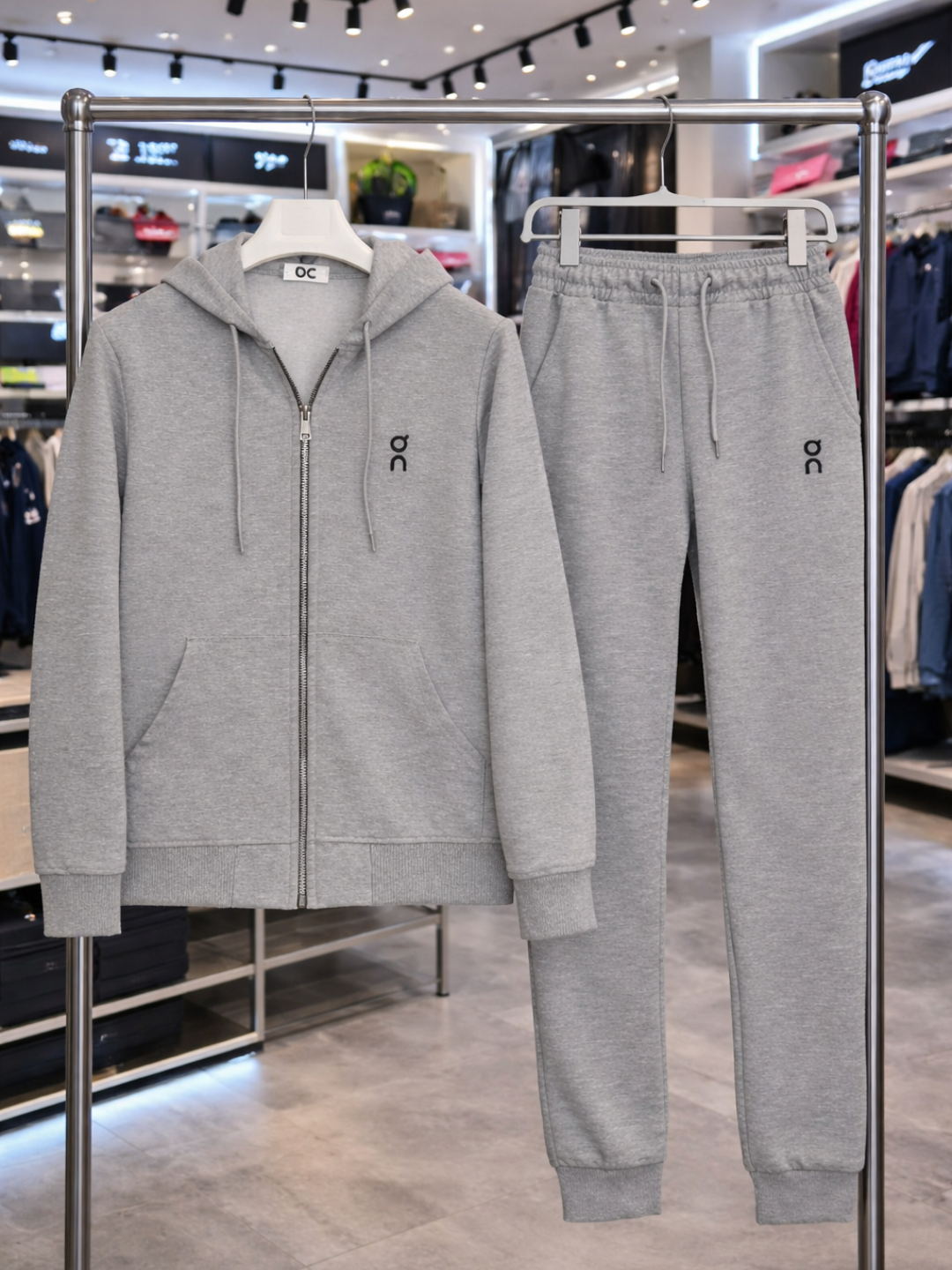 Костюм спортивный