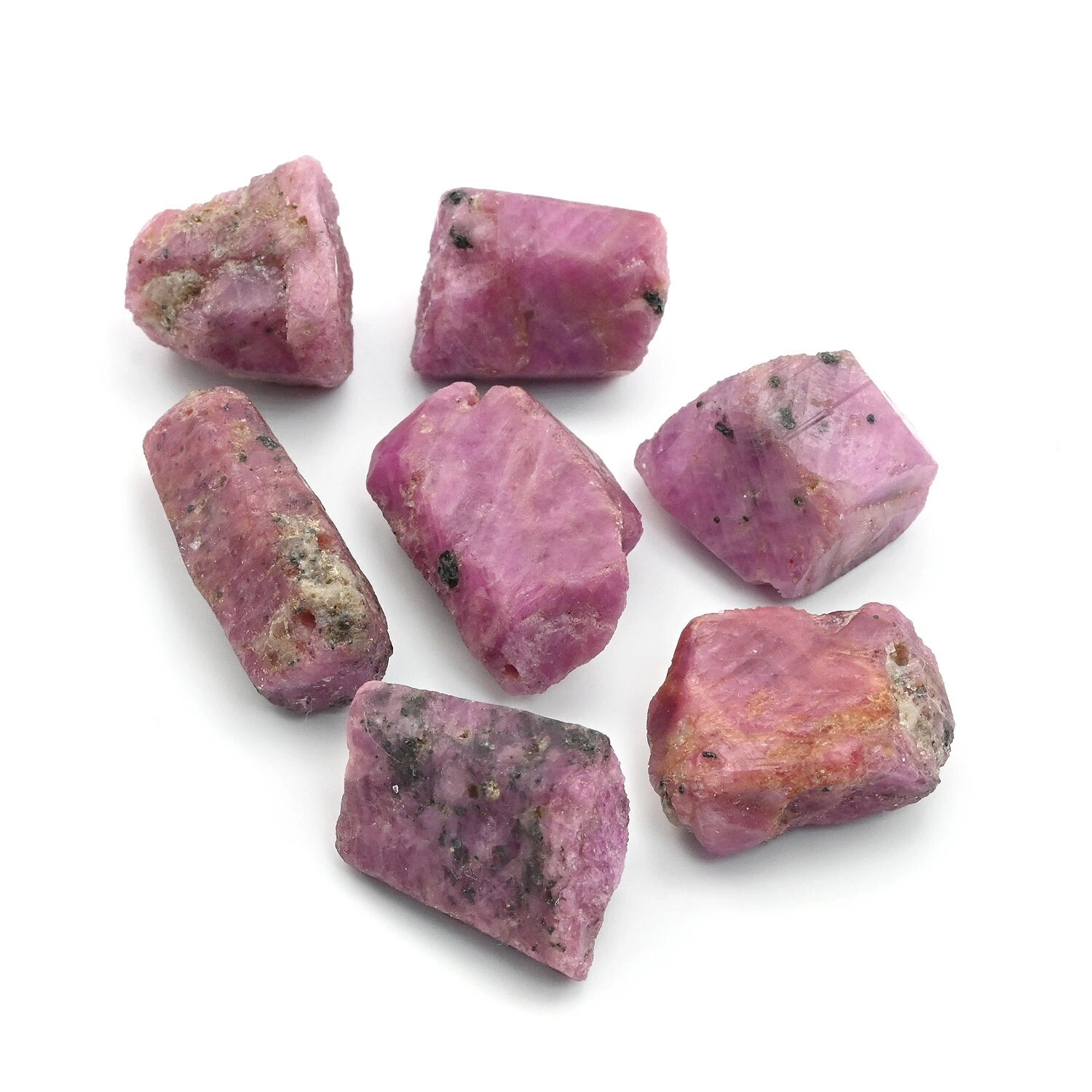 Минерал рубин 11*12*17мм. 7-7,99г. .