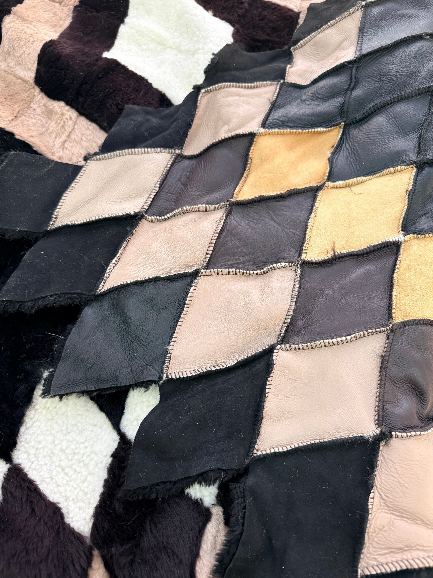 Покрывало меховое ковер из шкуры овчины — фото 1