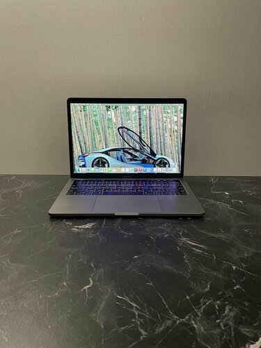 Изображение товара Ноутбук MacBook Pro 13 2019 г. 2560x1600, Intel Core i5 1,4 ГГц, 16/256 ГБ, Intel Iris Plus Graphics 645