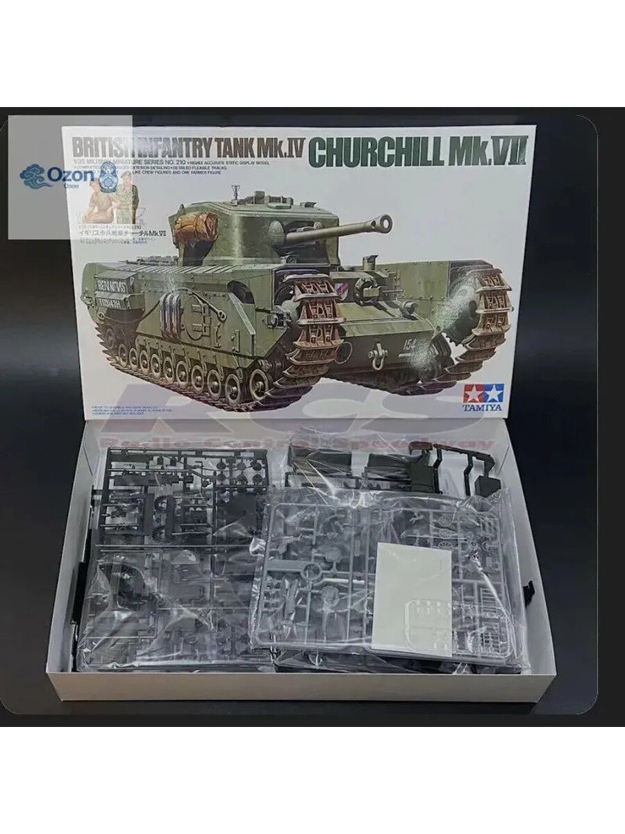 Сборная модель Tamiya 135 35210 Британский танк Churchill Mk.VII (ВОВ), с фигурами