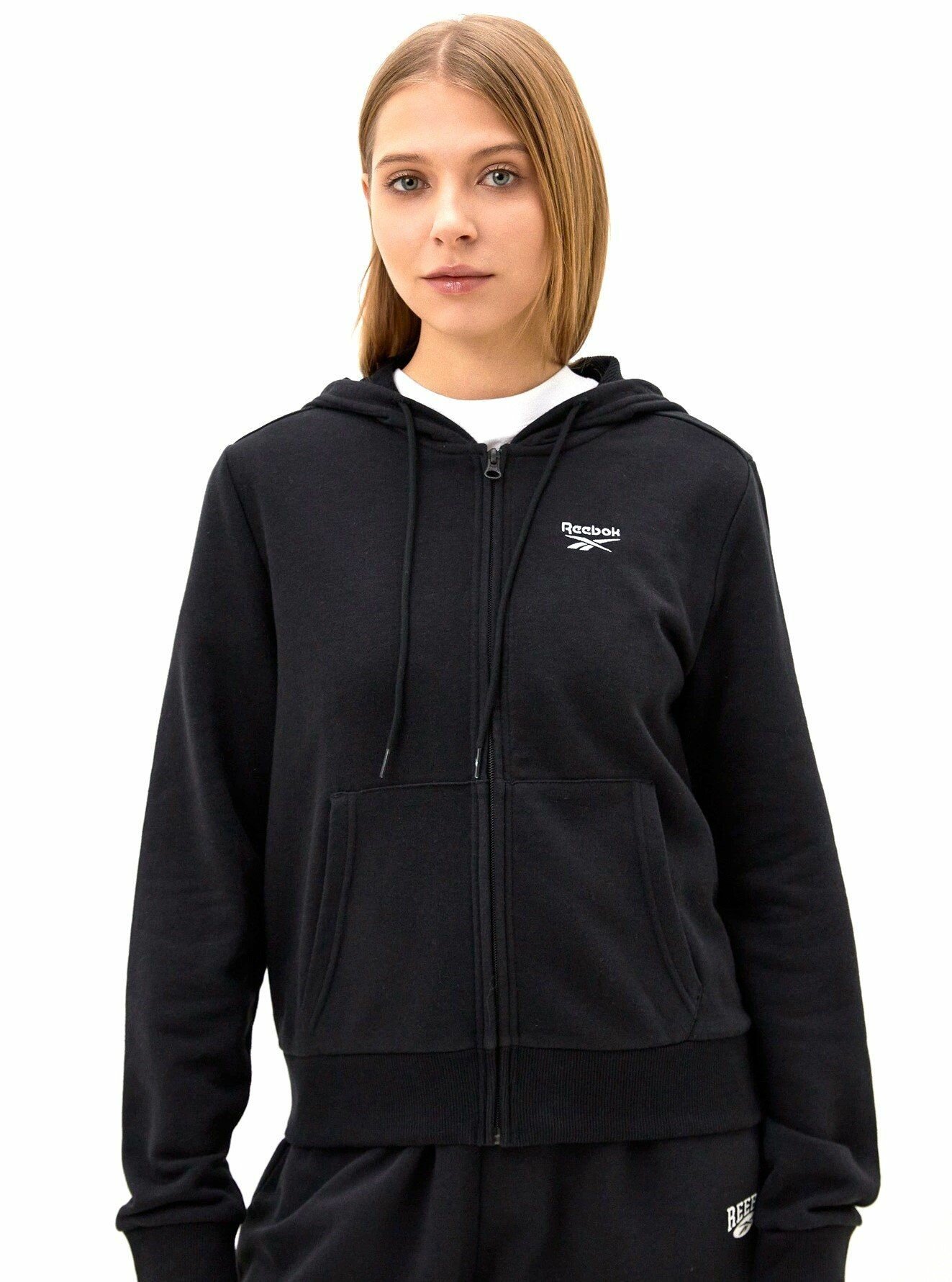 Толстовка спортивная