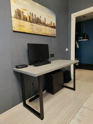 Изображение товара Компьютерный письменный стол из массива сосны в стиле лофт 70х150, серый