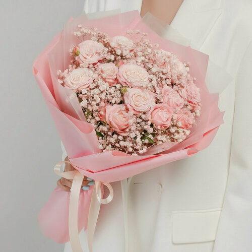 Изображение товара Дуо-букет Мегацвет24, "Нежные Объятия", роза и гипсофила, коралловый/розовый, дизайнерская упаковка