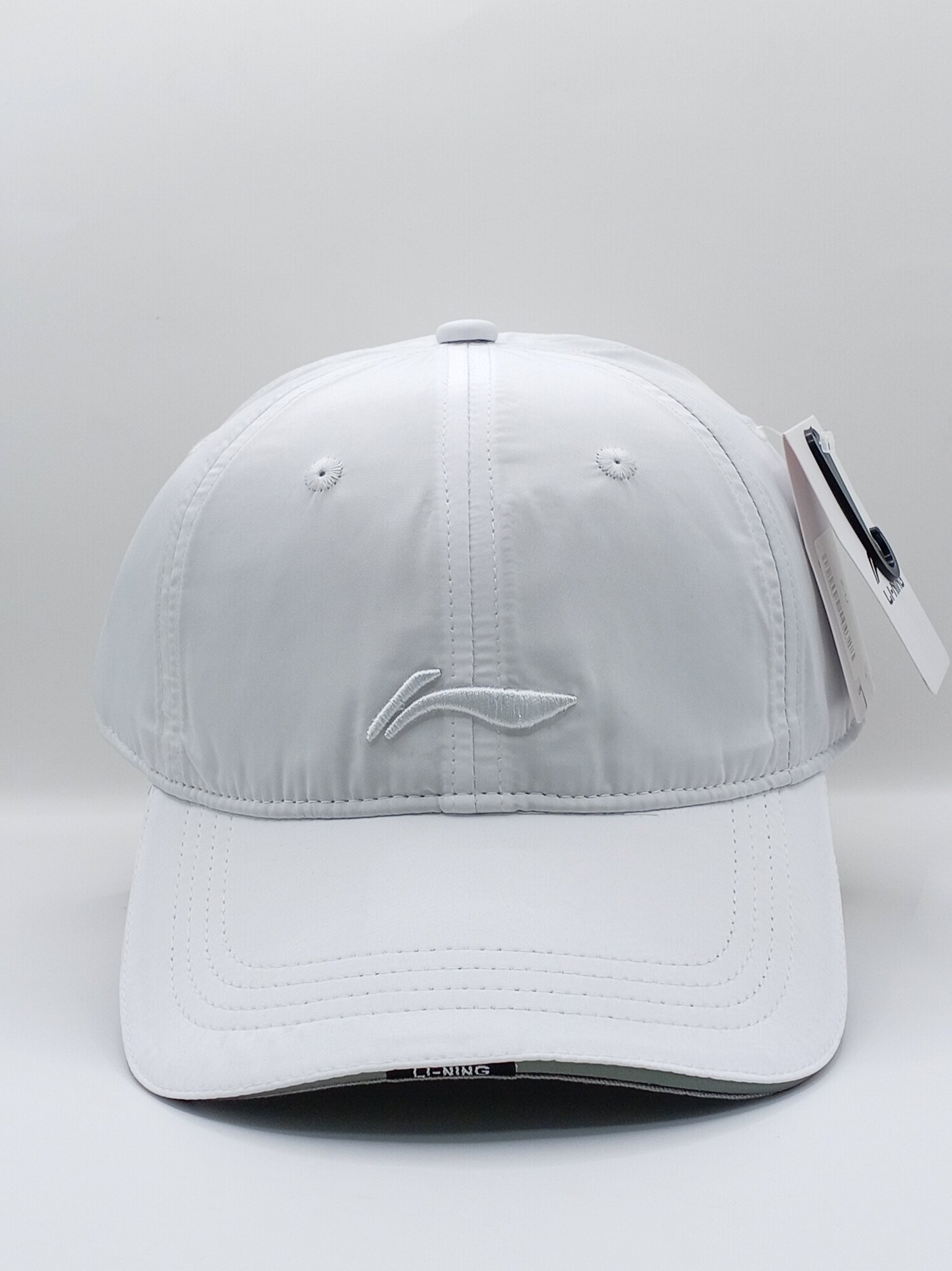 Кепка white для мужчин