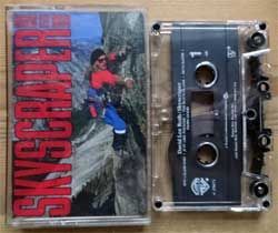 Аудиокассета VAN HALEN (DAVID LEE ROTH) 'Skyscraper' (1988 USA press, Dolby HX PRO B NR, AR, 925671-4, near mint/near mint) (MC3140)