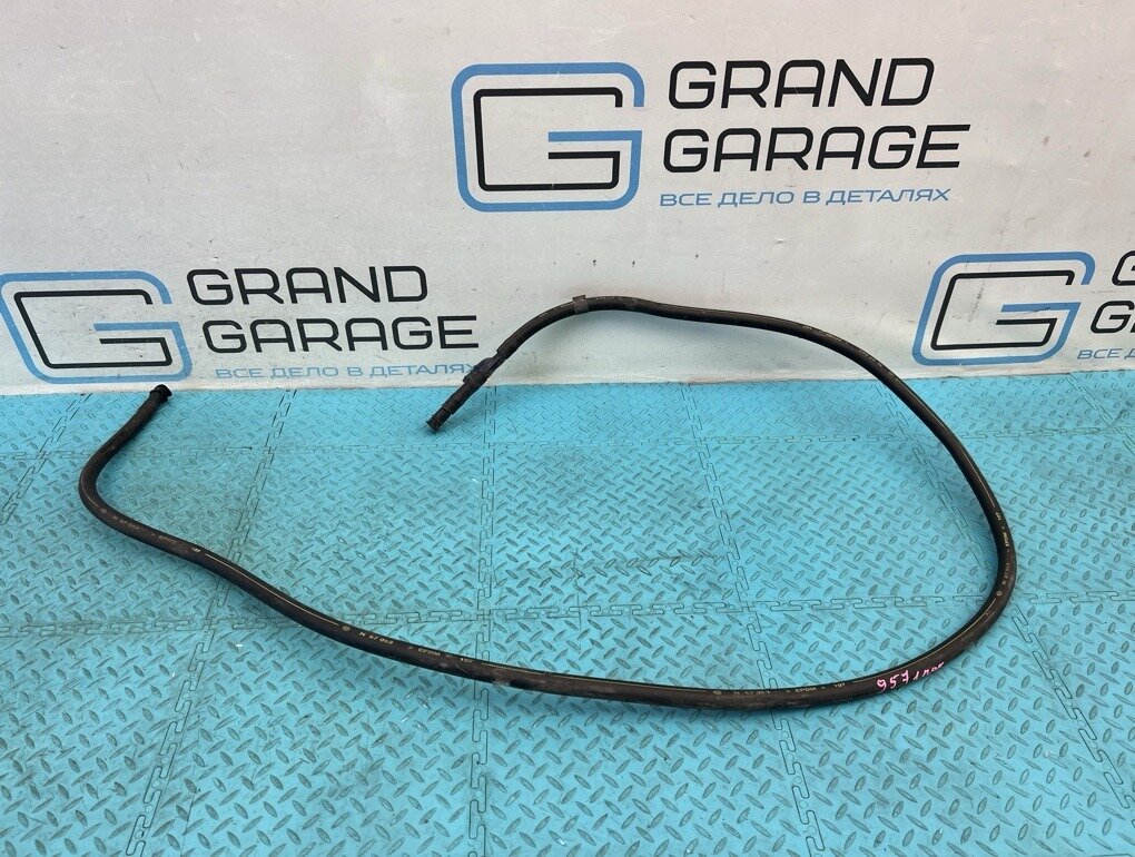 Шланг омывателя Porsche Cayenne 957 OEM 95562818100