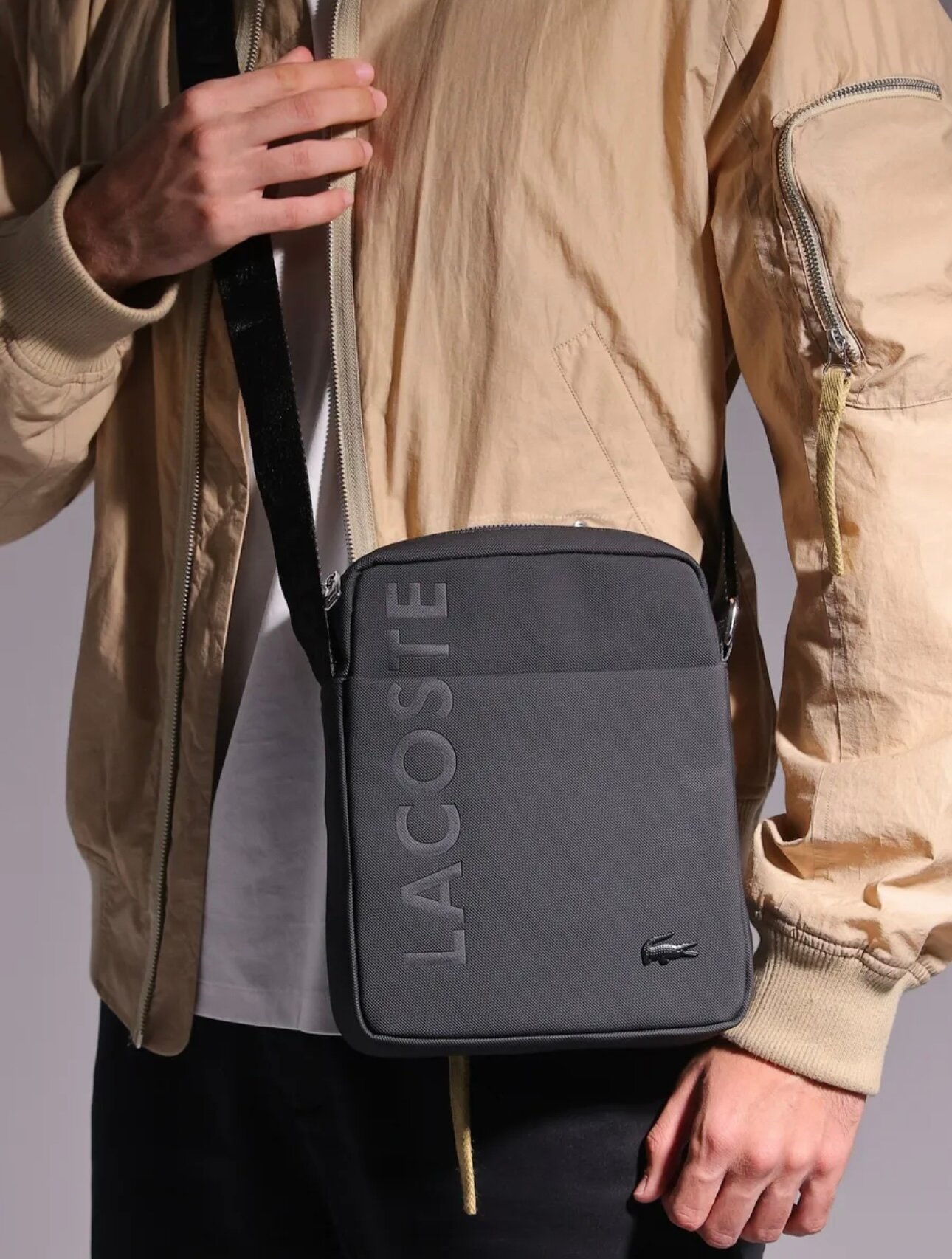 Сумка кросс-боди  Lacoste