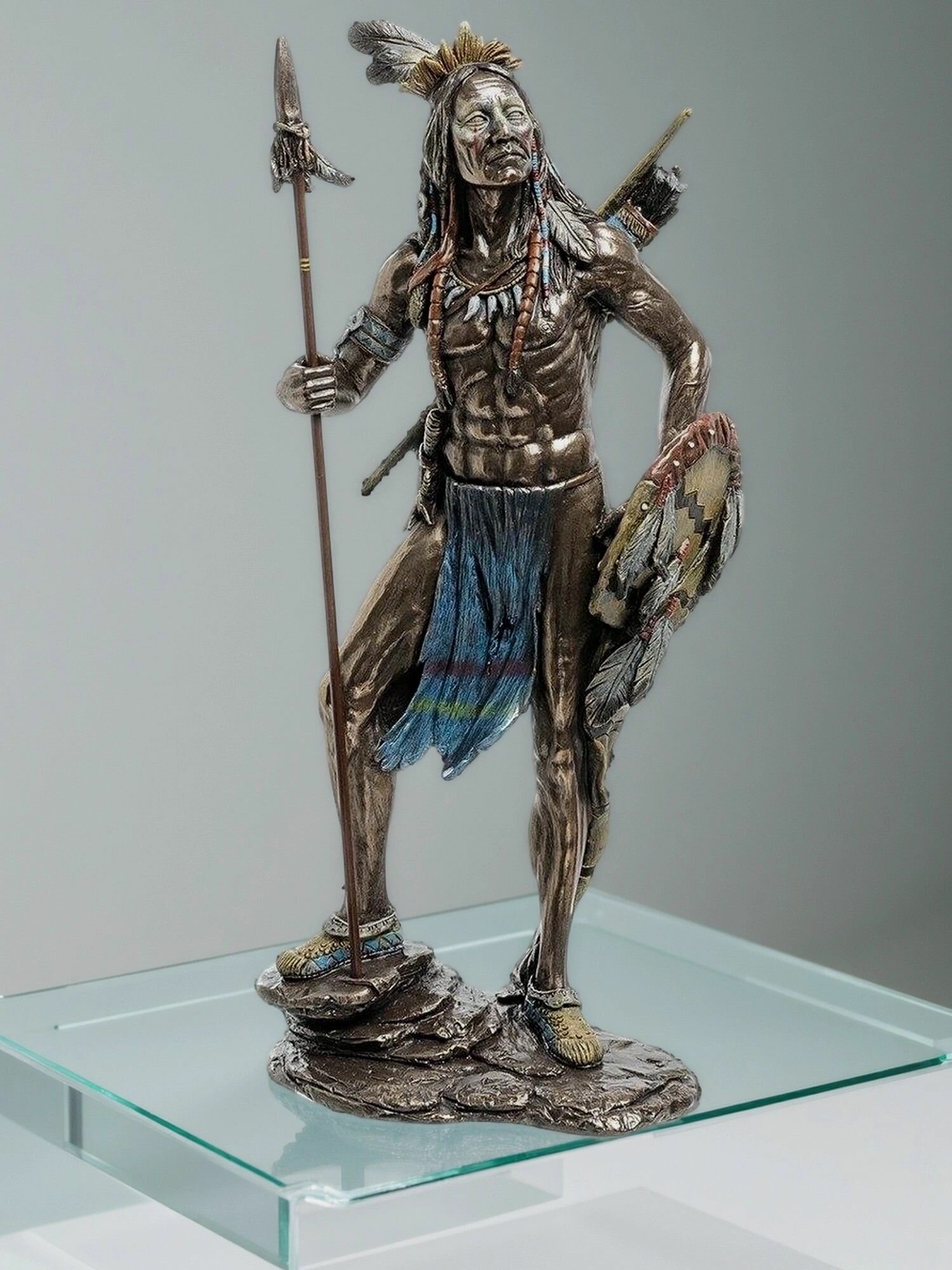 Статуэтка Индеец с копьем и щитом, 29*8,5*13см, цвет бронзовый , полистоун