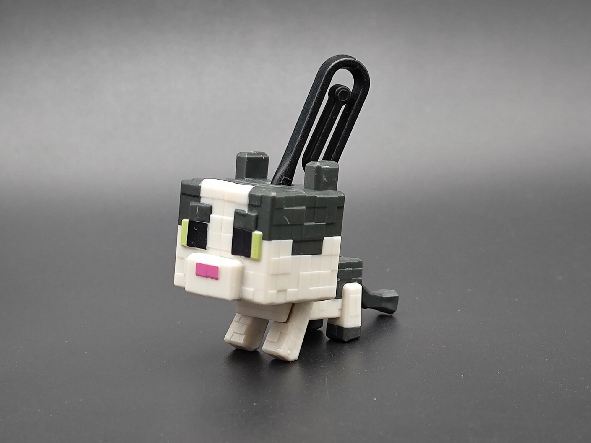 Игрушка Minecraft Kinder Joy коллекционная: кошка (обвес)