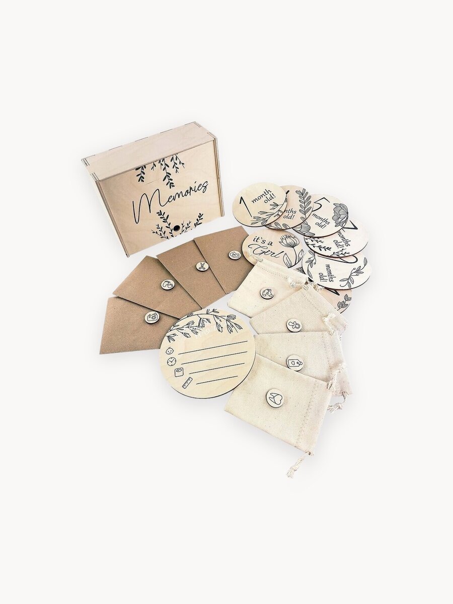 Шкатулка детских воспоминаний деревянная Ulanik