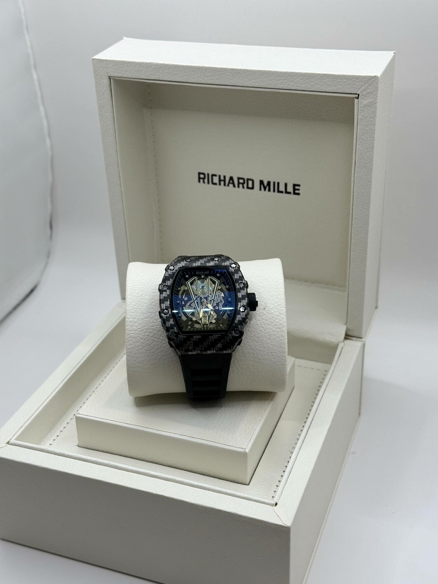 Наручные часы Richard Mille Classic, карбон — фото 1