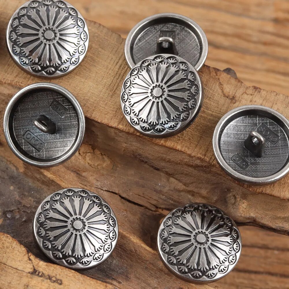 Винтажные пуговицы металлические, серые, с цветами ANTIQUE SILVER