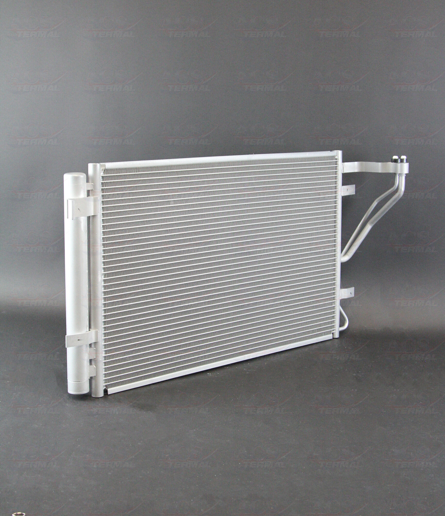 1040296 Радиатор кондиционера для Kia Cerato II; Forte (08-12)