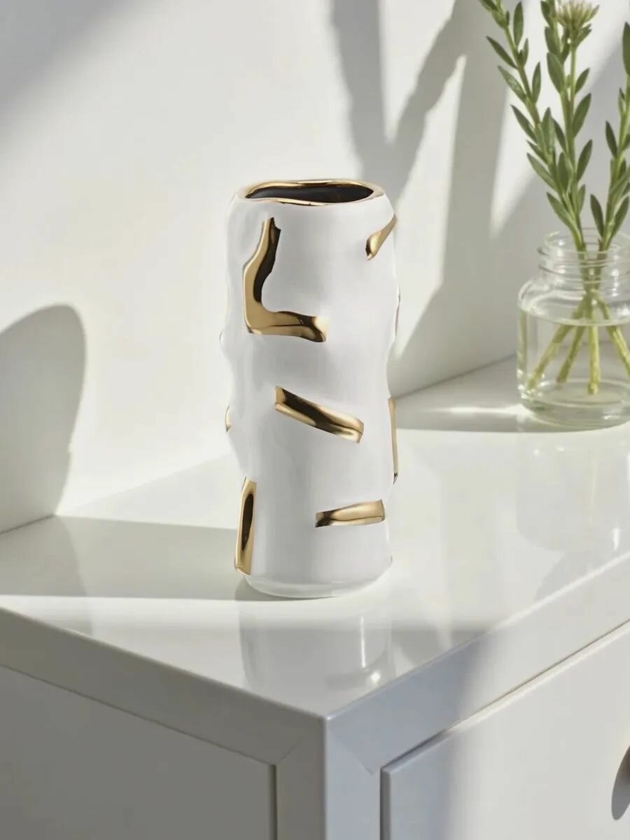 Ваза керамическая, 10*10*20см, настольное размещение, цвет золотистый, белый — фото 1