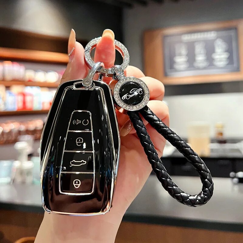 Чехол для ключа Geely Coolray, черный с брелоком