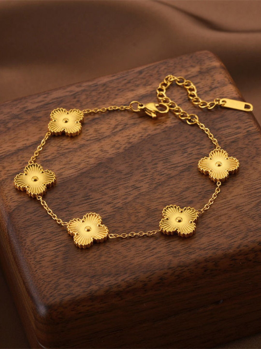 Набор украшений Savdo Belgisi "Van Clee", в стиле Van Cleef&Arpels, защита от битума/птичьего помета/масла — фото 1