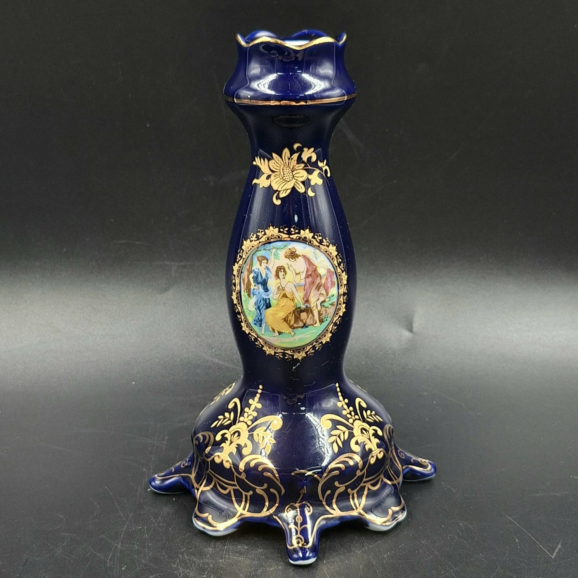 Подсвечник "Мадонна" на одну свечу, фарфор, крытье кобальтом деколь, золочение