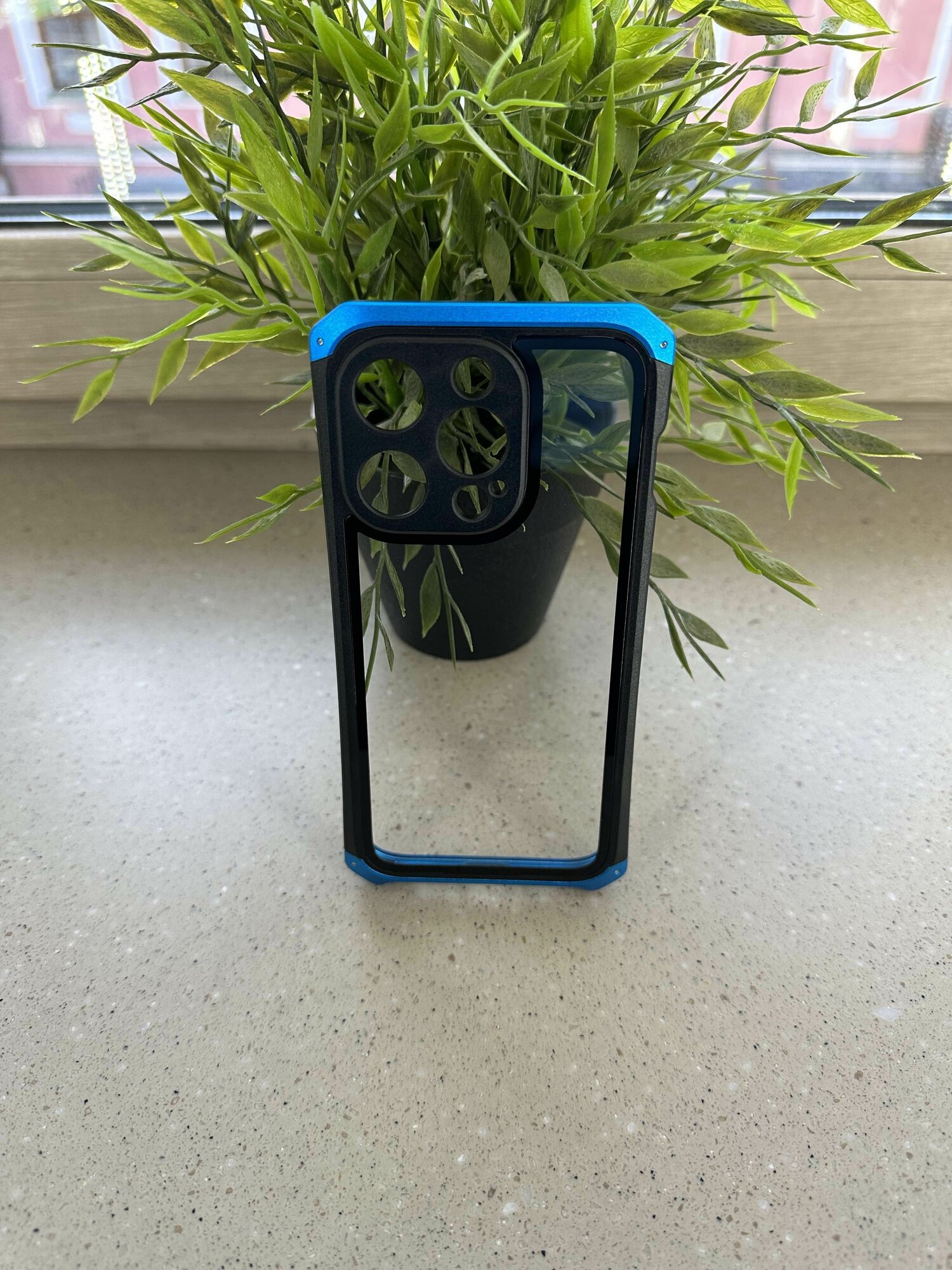 Чехол для iPhone 14 Pro (6.1") Микки Бич пластик синий