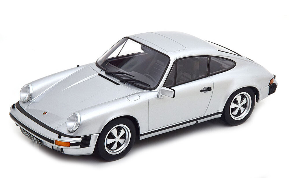 Модель коллекционная KK-SCALE Porsche 911 carrera 3.0 coupe 1977 silver / порше 911 карера купе серебристый