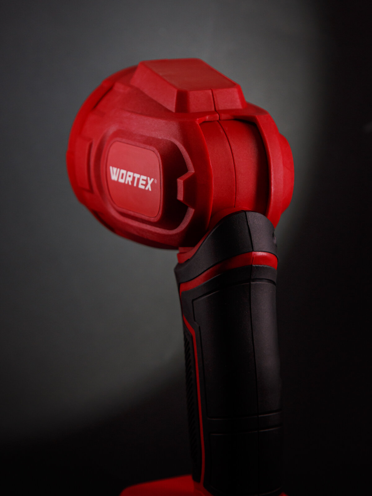 Фонарь светодиодный аккумуляторный, мощный, фонарь прожектор WORTEX CF 3040 (1334696) — фото 1