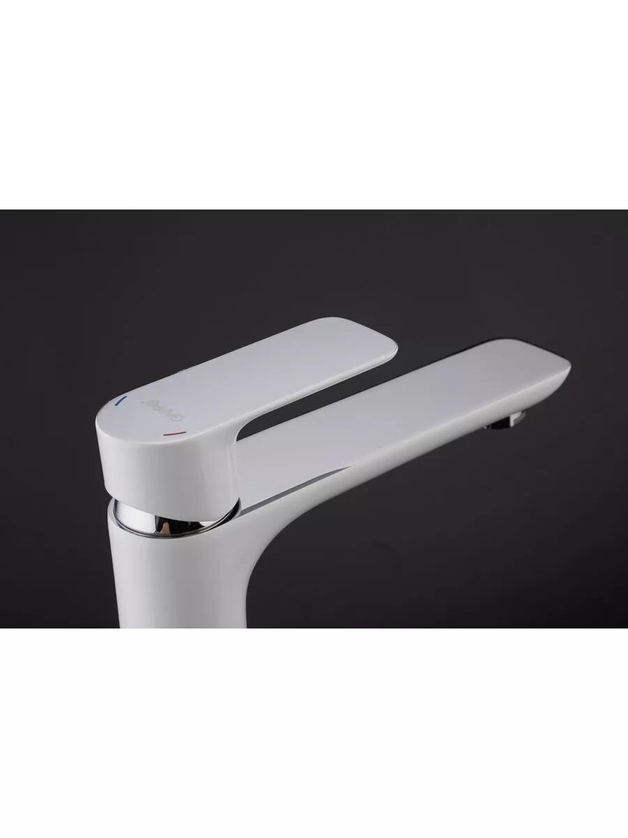 Смеситель для раковины высокий Gappo G1048-2, латунь в цвете белый/хром — фото 1