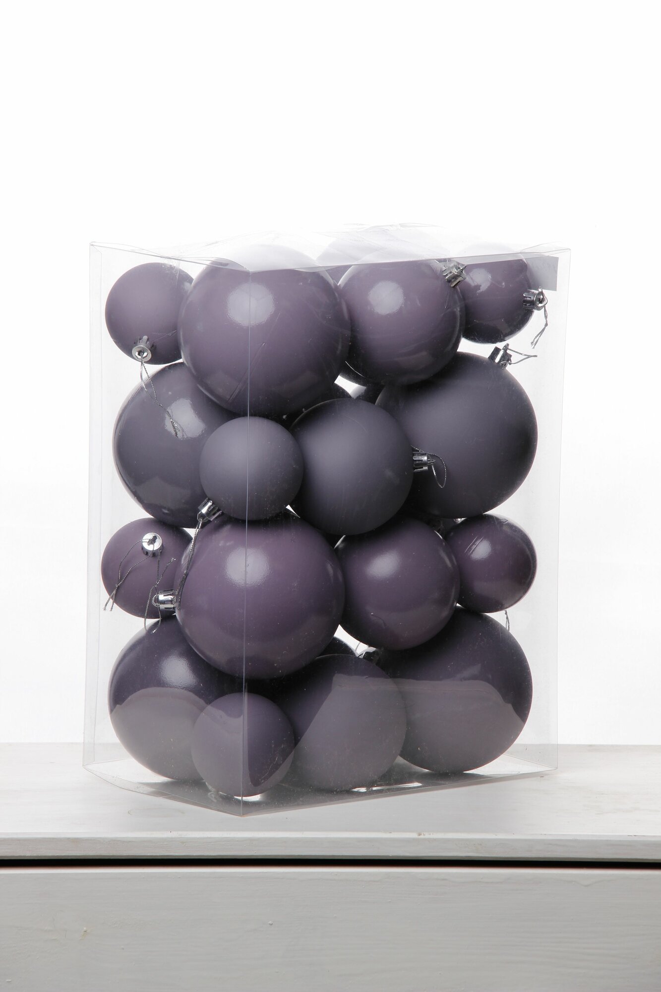 Шар на елку 6,8,10см, набор шаров 24шт, новогодние, фиолетовый/пурпурный, Crystal Trees