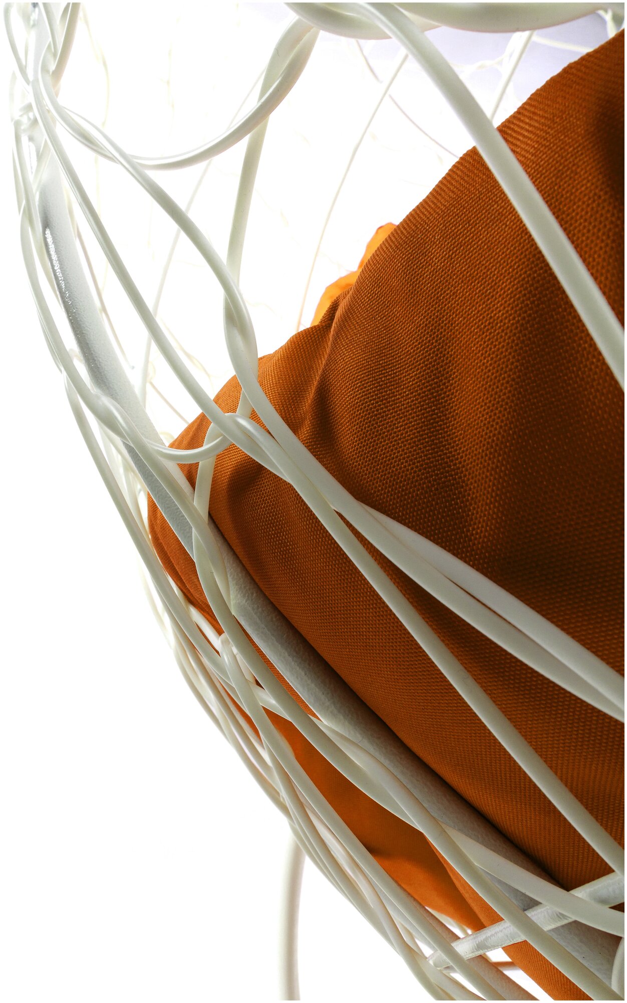 Кресло m-group круг на подставке ротанг белое, оранжевая подушка - фотография № 11