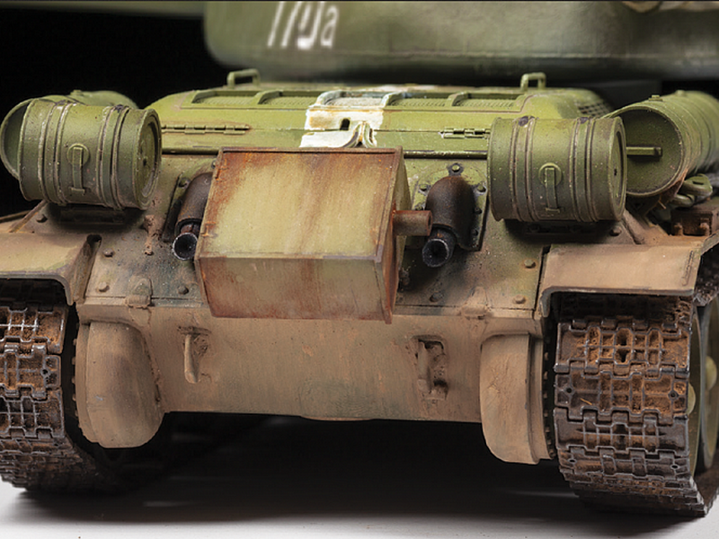 Сборная модель 'Советский средний танк 'Т-34/85' образ 1944г - фотография № 6
