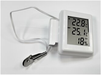 Термометр оконный электронный Maestra-SKF с функцией измерения влажности в помещении