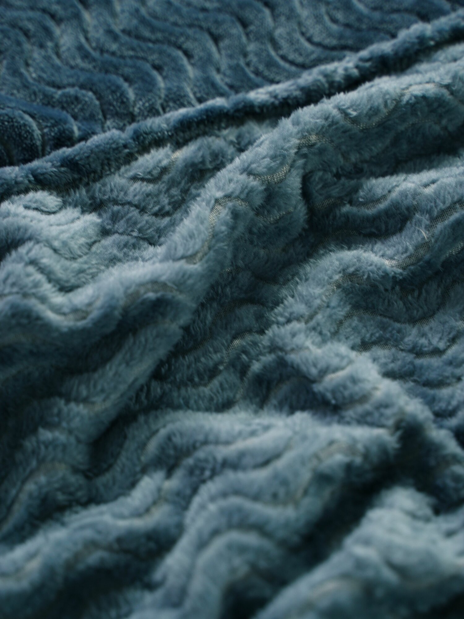 Плед на кровать плюшевый флисовый Волна 14А / 240х205 см. - фотография № 4
