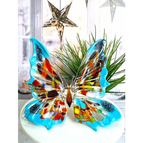 Стеклянный сувенир фигурка 