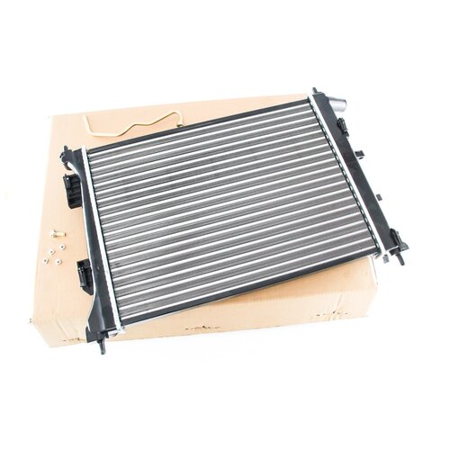 Радиатор основной (АКПП) Hyundai i20 2008-2014 Hyundai Solaris 2010-2017 Kia RIO 2011-2017 253101R050