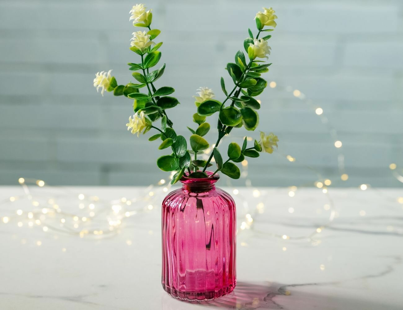 Стеклянная ваза-бутылка чайная роза розовая 10 см Boltze 2019331-3