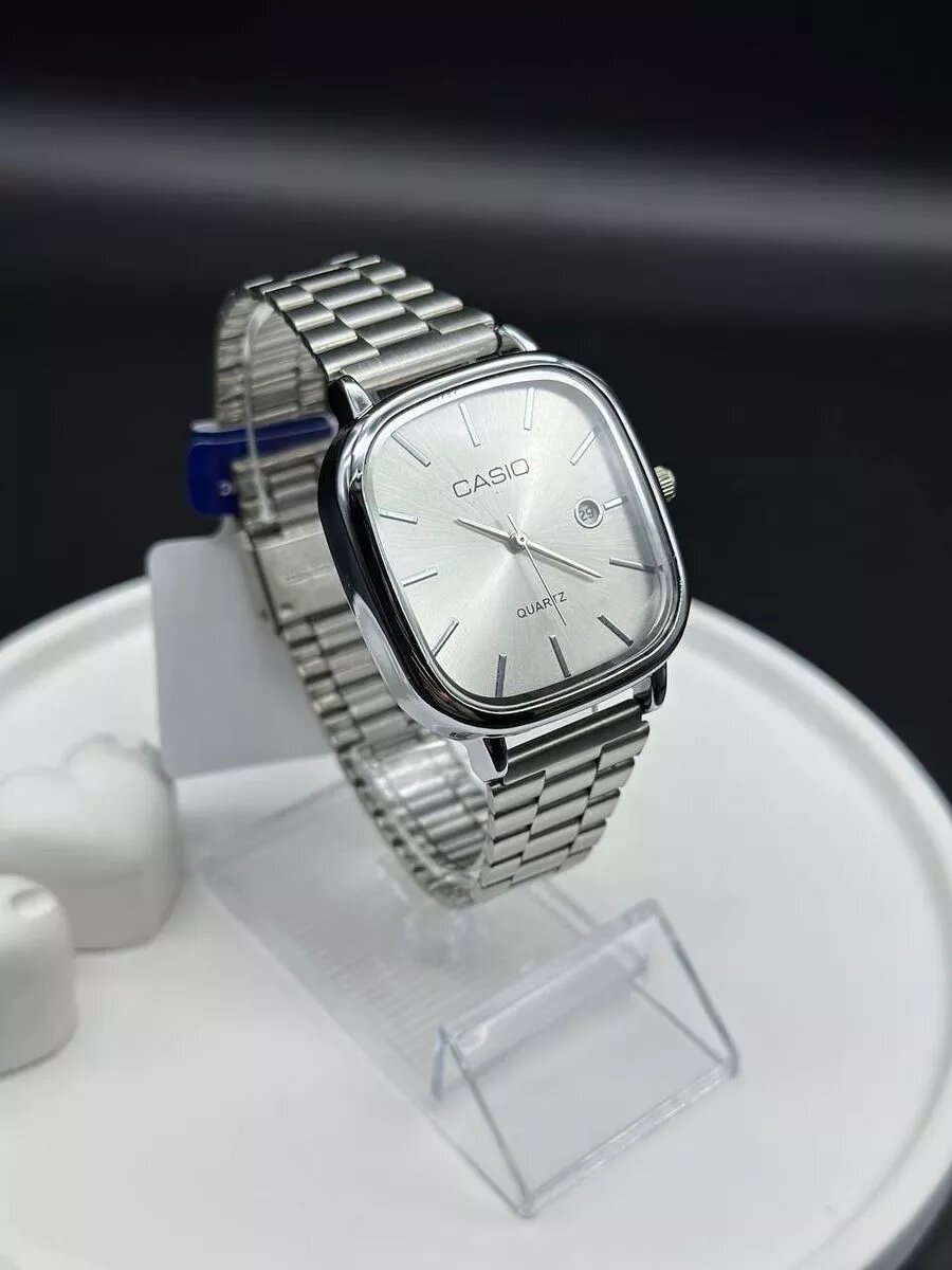 Наручные часы CASIO Classic, белый, — фото 1