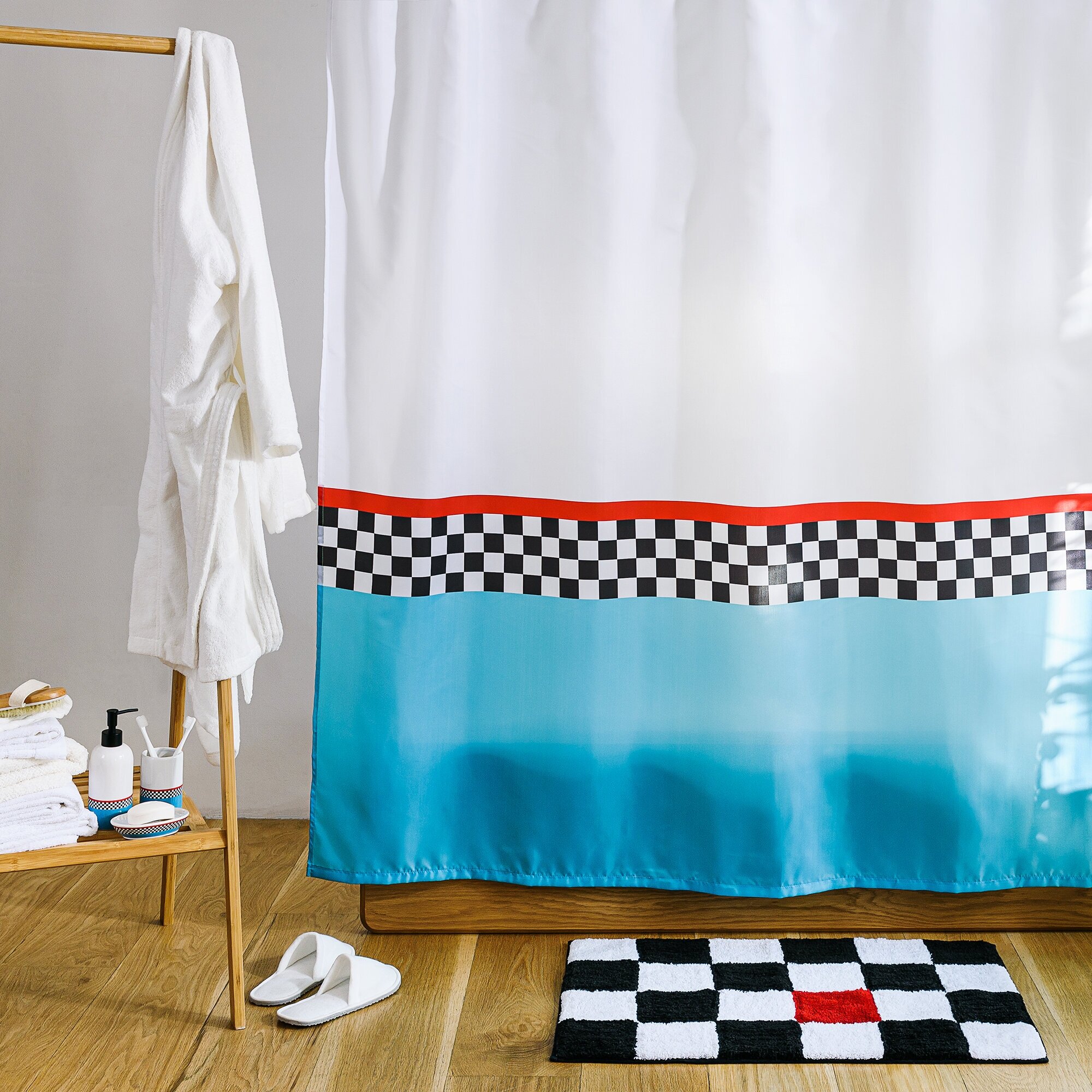 Занавеска (штора) Race для ванной комнаты тканевая 180х180 см., цвет белый и голубой