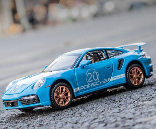 Коллекционная масштабная модель Porsche 911 Turbo S 1:24 (металл, свет, звук)